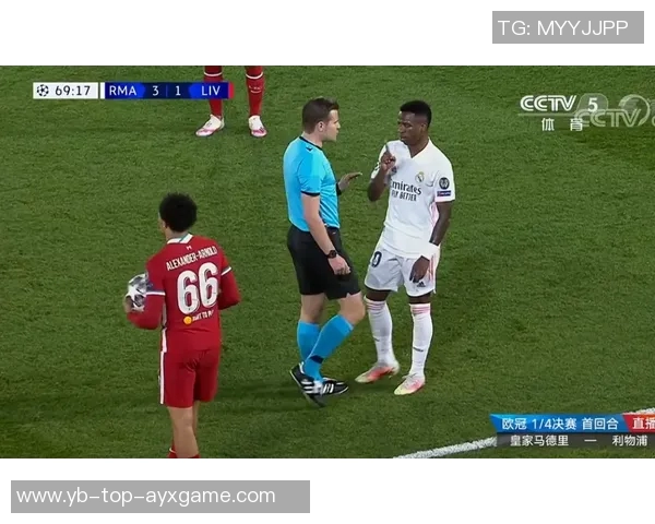 维尼修斯分享巴伊亚度假美照展现时尚魅力仿佛置身普拉达世界 维尼修斯分享巴伊亚度假美照展现时尚魅力仿佛置身普拉达世界