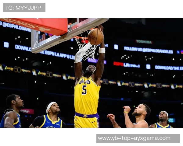 湖人三巨头齐发力八村塁助阵赢球海报震撼登场 湖人三巨头齐发力八村塁助阵赢球海报震撼登场