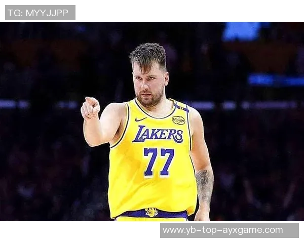 詹姆斯受伤引发的连锁反应东契奇MVP机会增大布朗尼或迎来上场时机 詹姆斯受伤引发的连锁反应东契奇MVP机会增大布朗尼或迎来上场时机